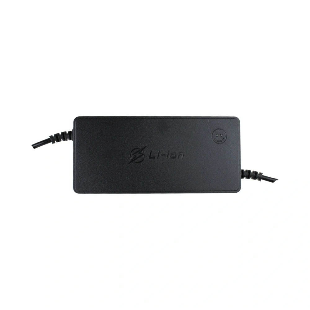 Univerzální nabíječka 60V 3A DC GX16 3 pin pro elektrické koloběžky