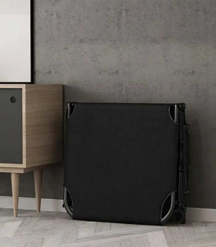 Zahradní skládací lehátko s matrací 180 cm černé