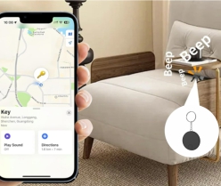 Swissten Chytrý lokátor Find Tag s funkcí Apple Find My klíčenka bílá