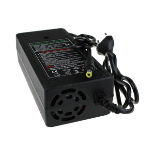Nabíječka pro elektrické koloběžky Blaupunkt - Motus - Kugoo - Frugal - napájecí zdroj 42V 2A DC 5,5 x 2,1 mm